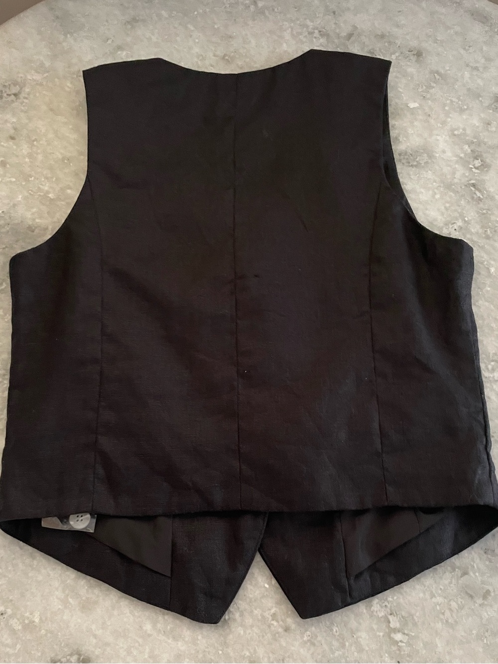Mod Ref Linen Vest - Picture 12 of 15
